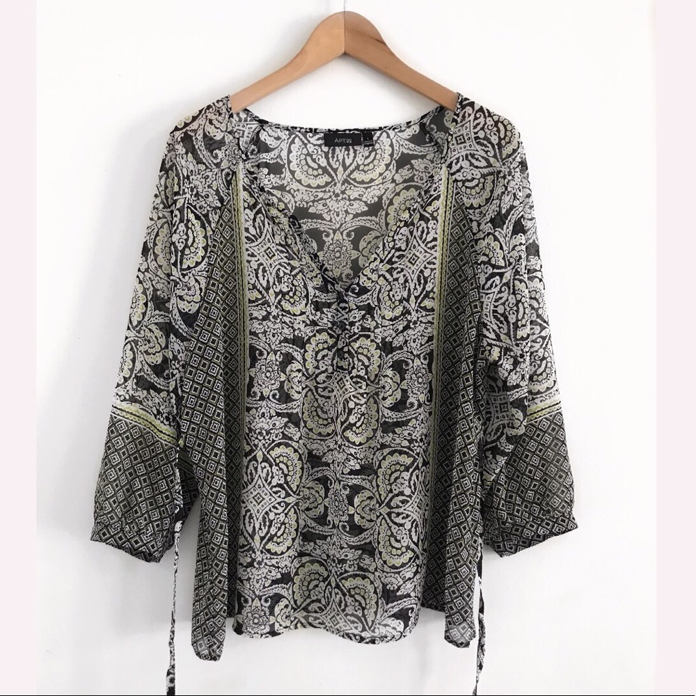 Apt. 9 Black and White Paisley Blouse